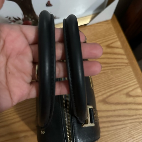 {VGUC} MCM cute leather hand bag - Picture 5 of 15